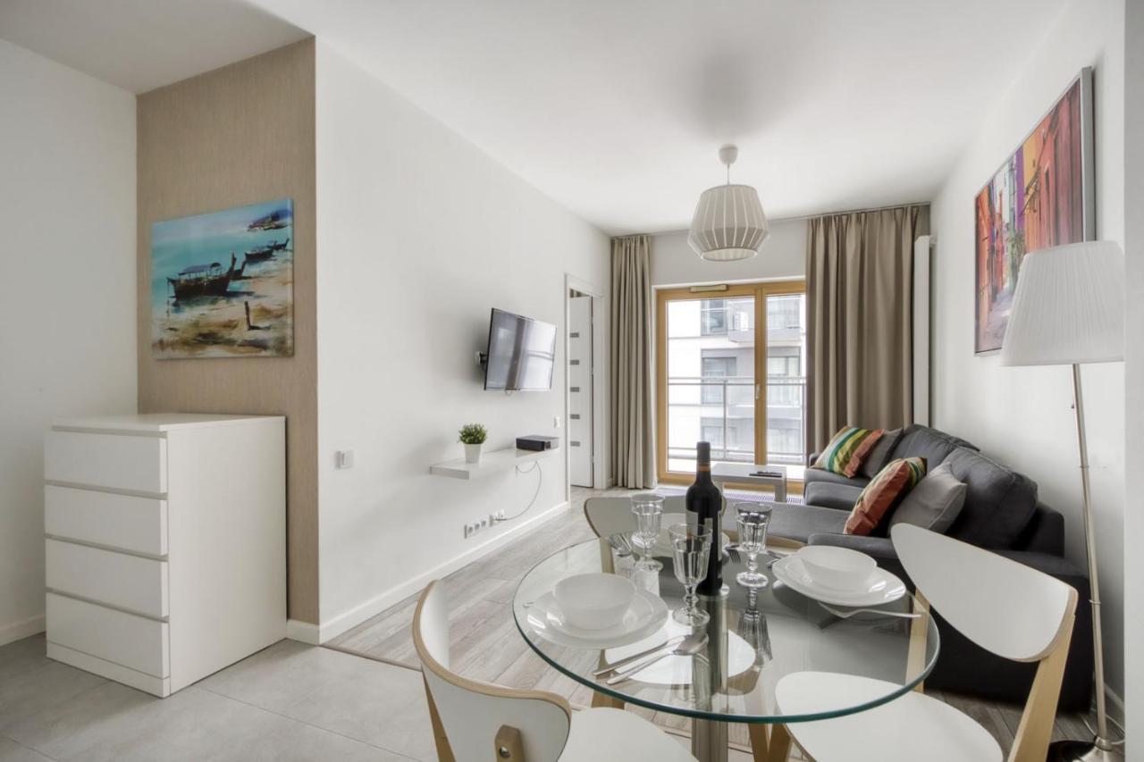 Warsaw Night Apartments Menica Residence Luaran gambar
